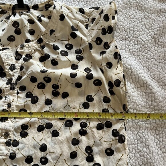 J. Crew Cherry Print Silk Top sz 10 Sleeveless Ruffle Ivory Capsule Office - Picture 7 of 10